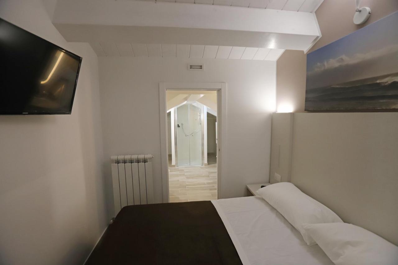 Orchidea Rooms & Suites Civitanova Marche Εξωτερικό φωτογραφία