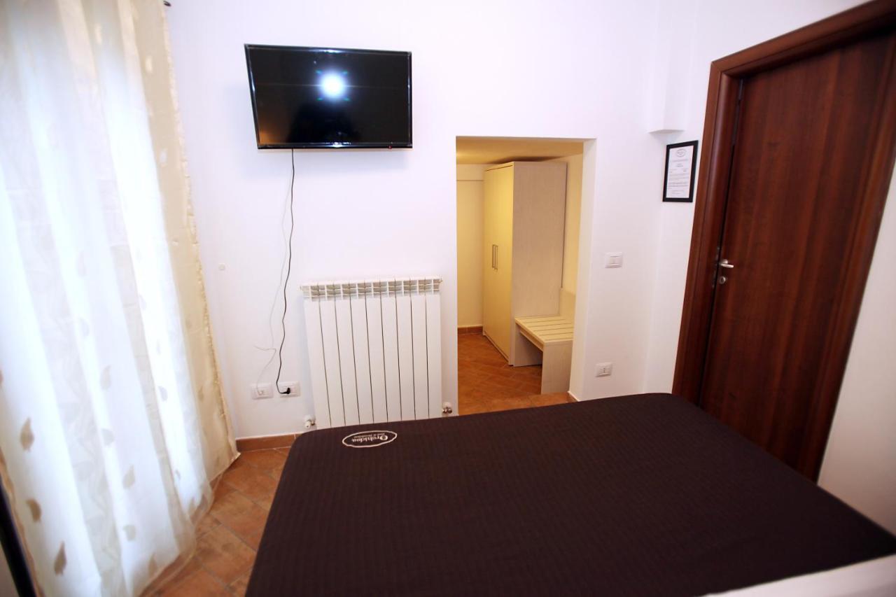 Orchidea Rooms & Suites Civitanova Marche Εξωτερικό φωτογραφία