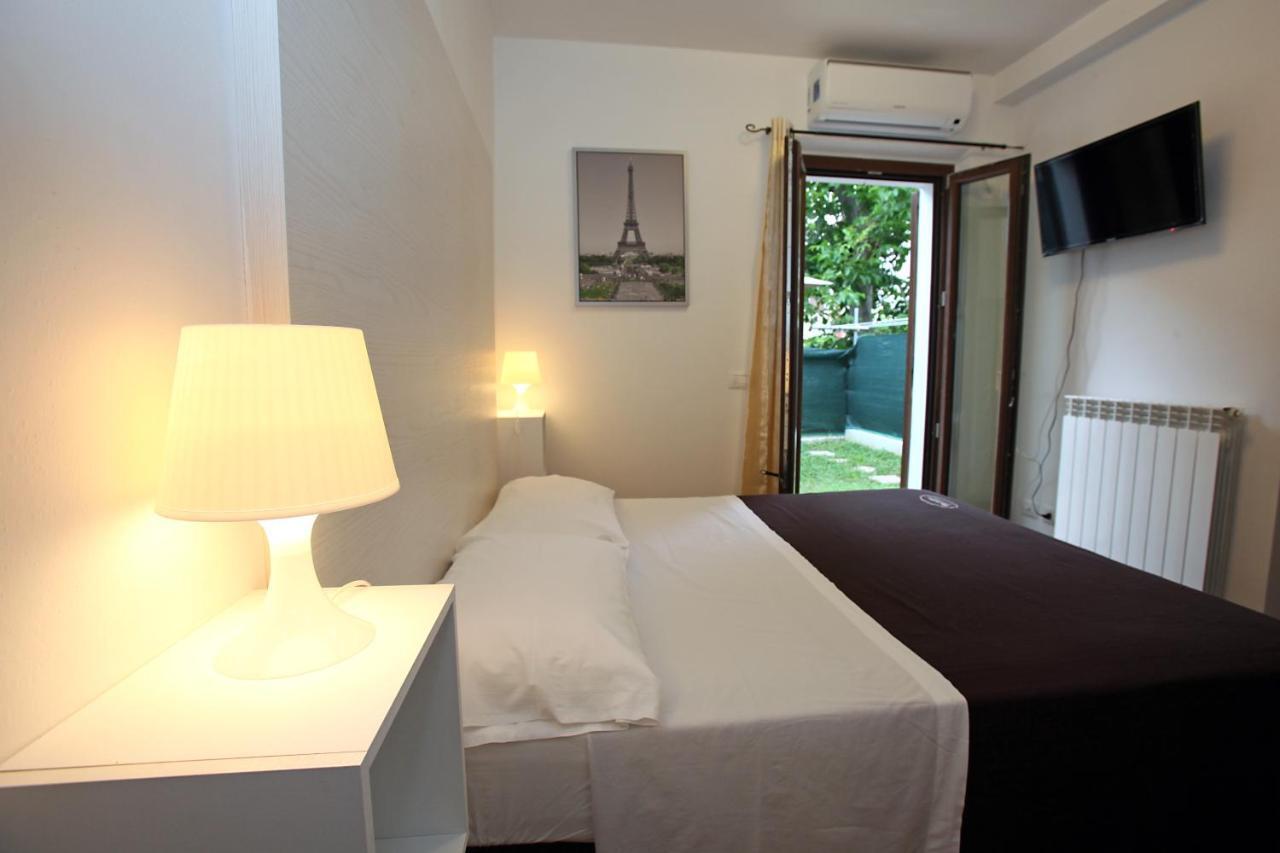 Orchidea Rooms & Suites Civitanova Marche Εξωτερικό φωτογραφία