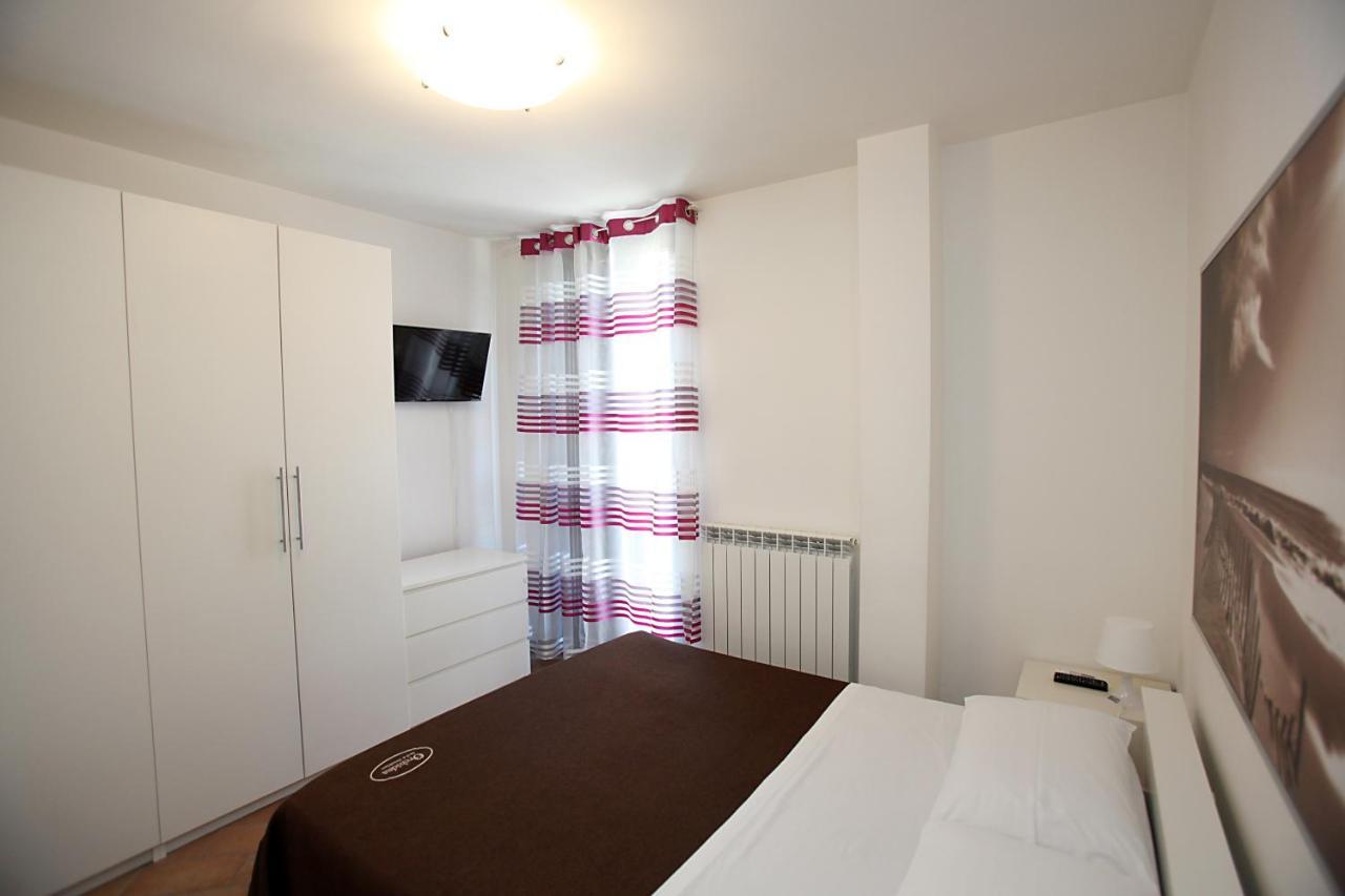 Orchidea Rooms & Suites Civitanova Marche Εξωτερικό φωτογραφία
